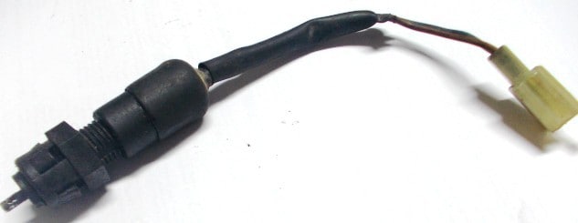 INTERRUTTORE STOP POSTERIORE KAWASAKI KLE 500 88 04  270101452  USATO !!
