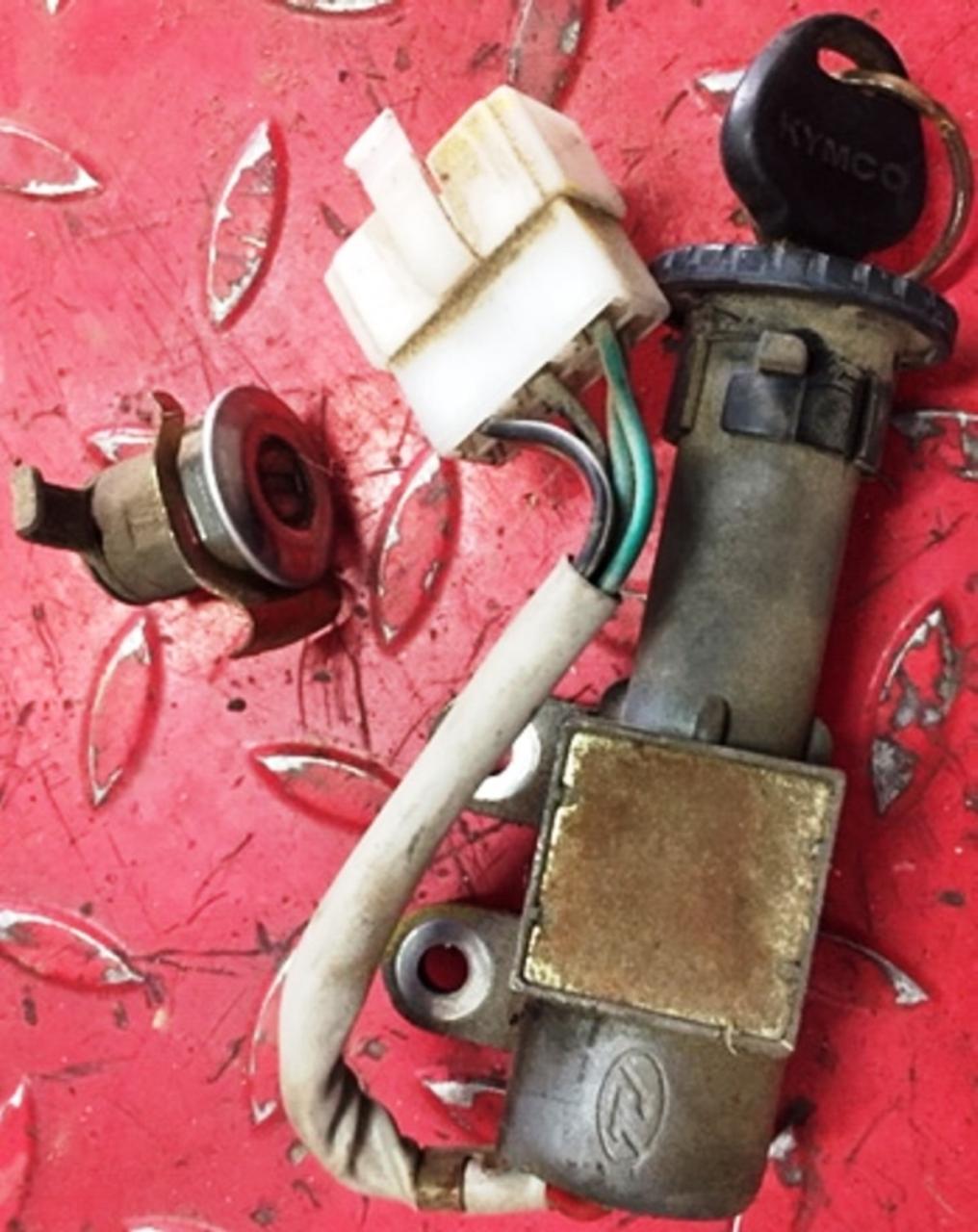 SERIE SERRATURE KYMCO PEOPLE 125 USATO