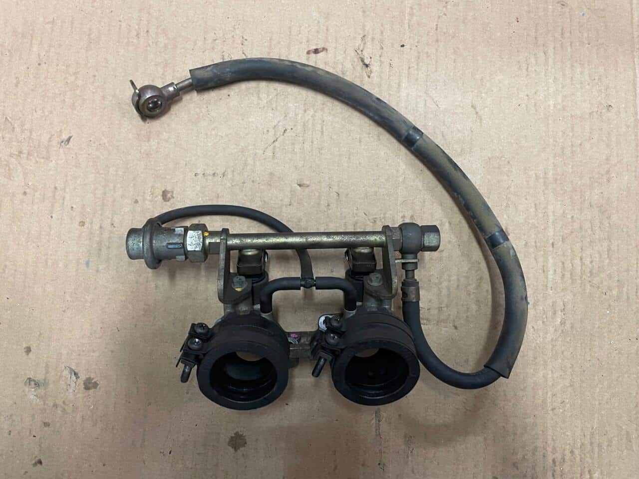 COLLETTORI DI ASPIRAZIONE HONDA SILVER WING 400 2006