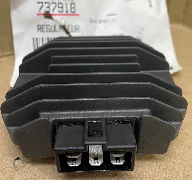 REGOLATORE TENSIONE PEUGEOT ELYSTAR 125 ORIGINALE ART 737918