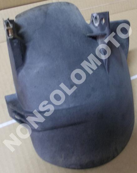 PARAFANGO POSTERIORE PIAGGIO X8 125 200 04> USATO