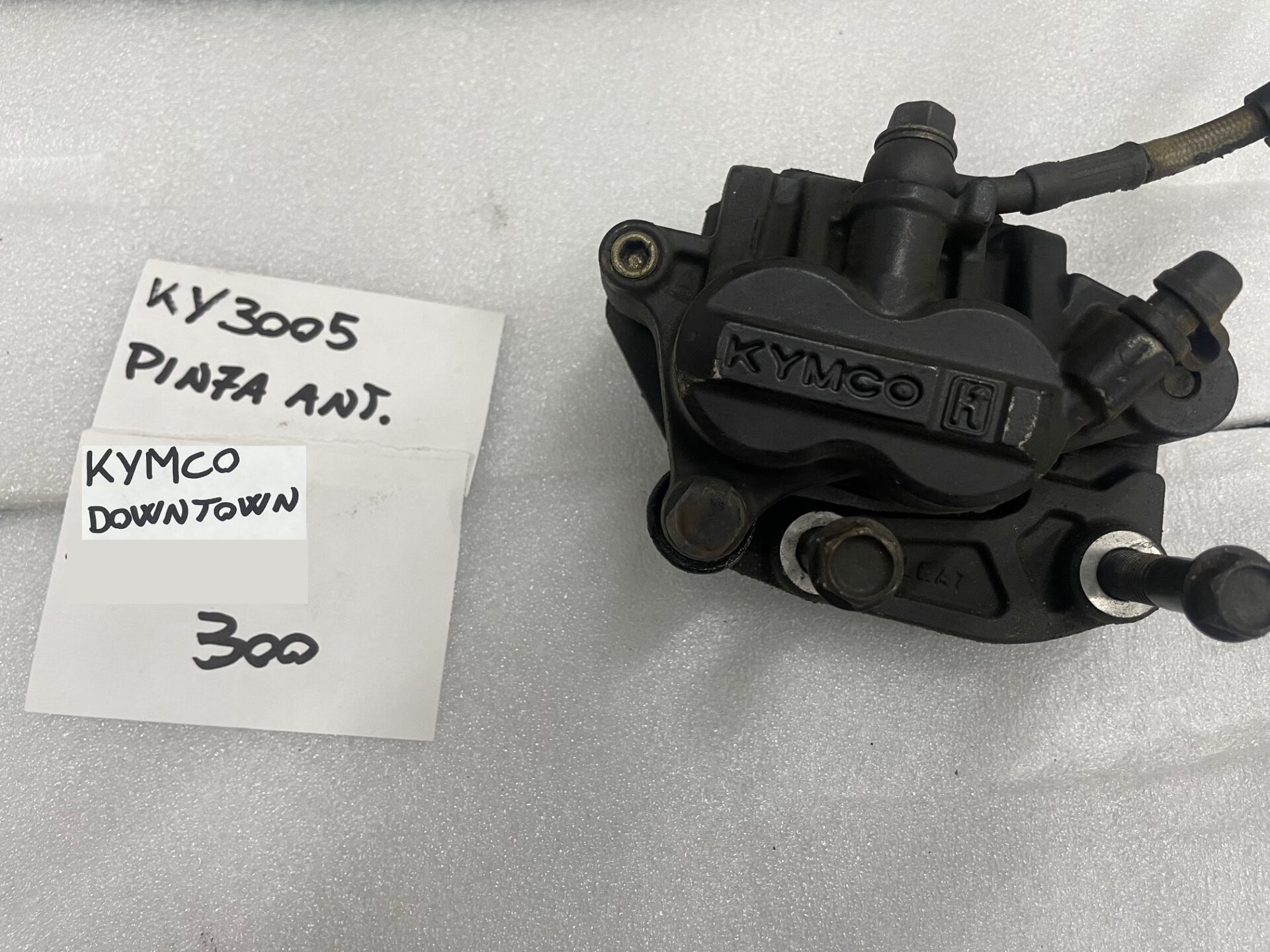 PINZA FRENO ANTERIORE KYMCO DOWNTOWN 300 07> USATO