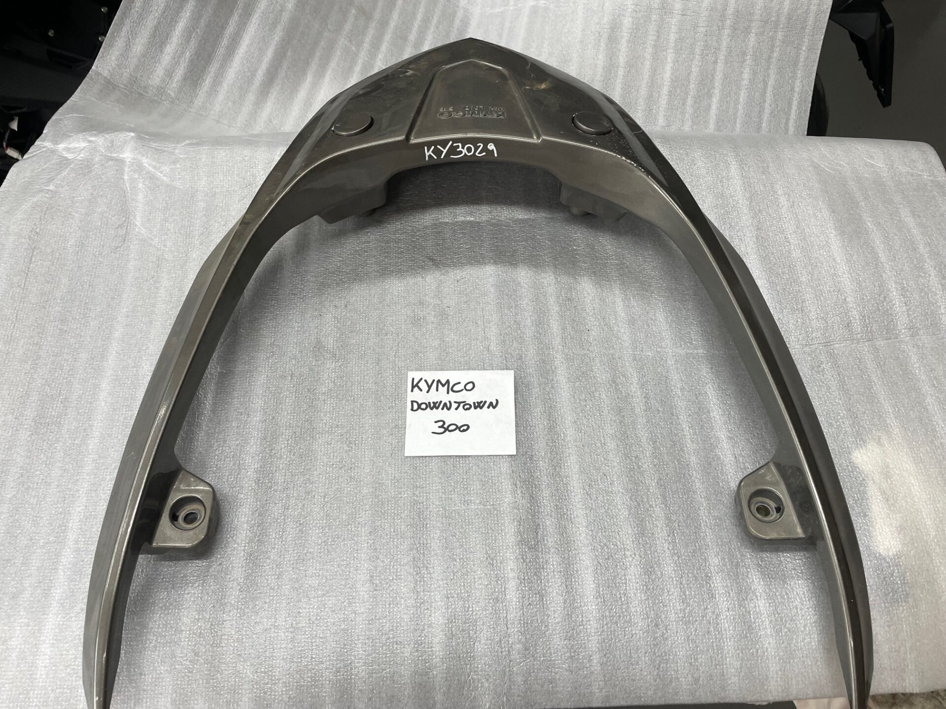 MANIGLIONE POSTERIORE KYMCO DOWNTOWN 300 07> USATO
