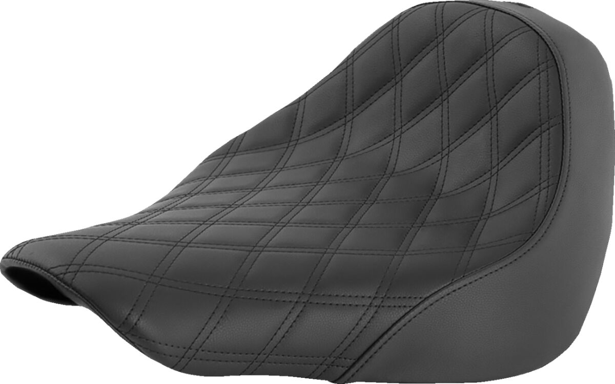 SADDLEMEN 818-27-002LS  SELLA PILOTA Renegade con cuciture a rombi HARLEY DAVIDSON FXBR 1923 ABS 18>25
