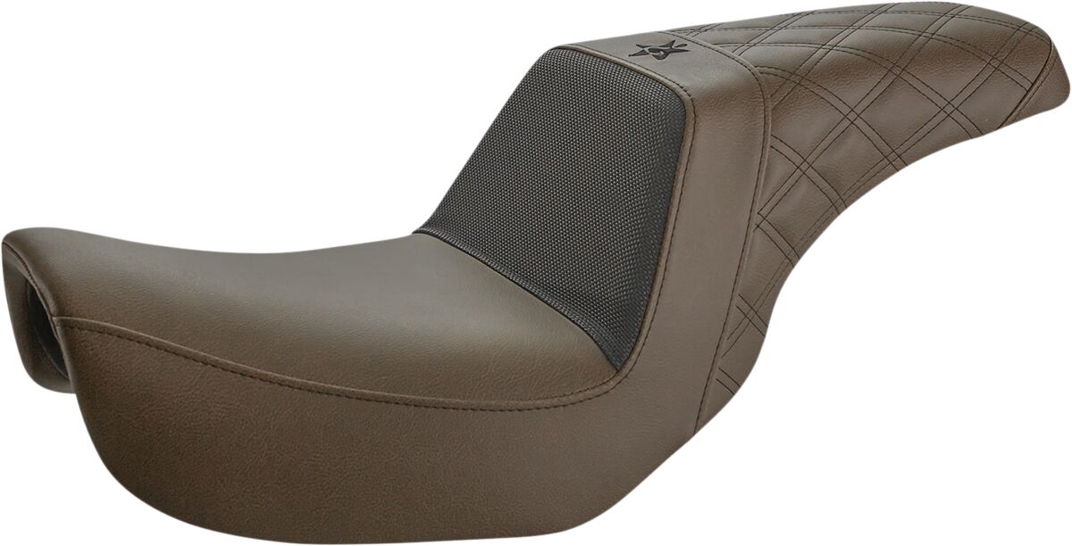 SADDLEMEN UN06-04-173BR Sella antiscivolo ad alte prestazioni Unknown Industries HARLEY DAVIDSON FXDF 1690 06>17