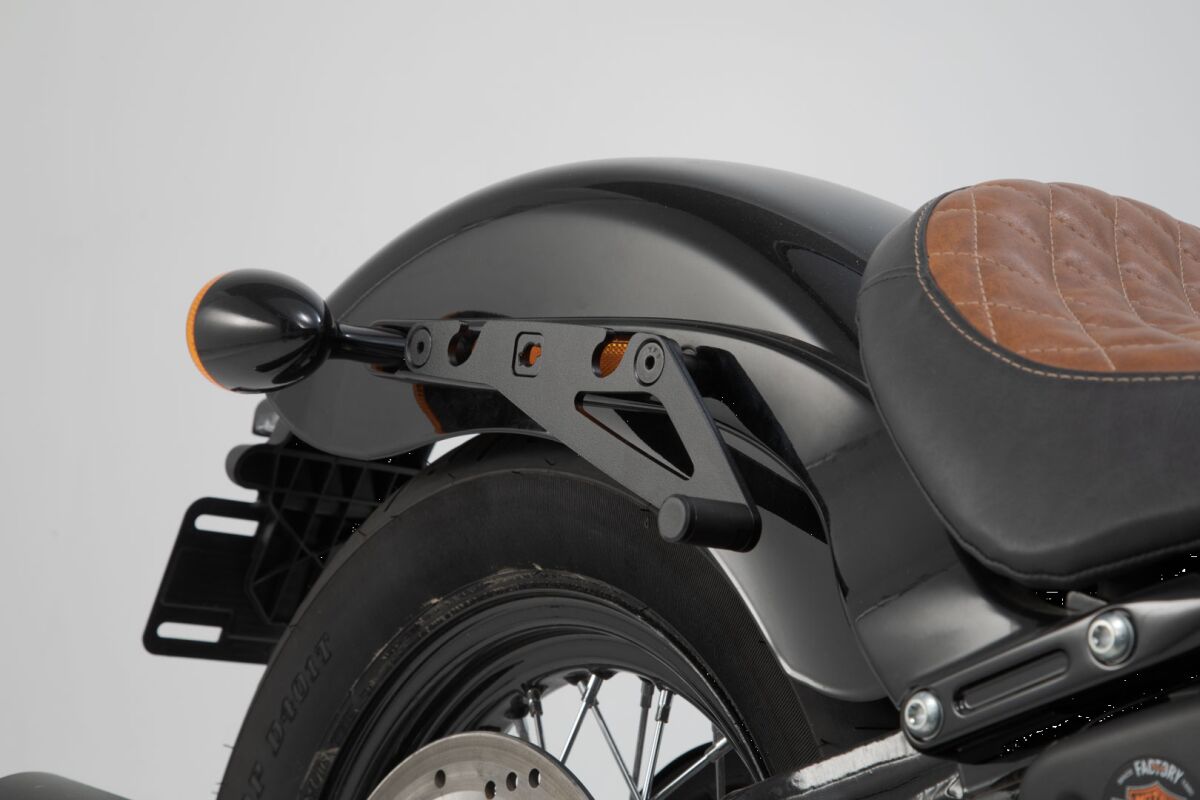 SW MOTECH HTA.18.682.10100 Supporto borsa laterale DX SLH Harley Davidson FXST 1750 ABS 18>24