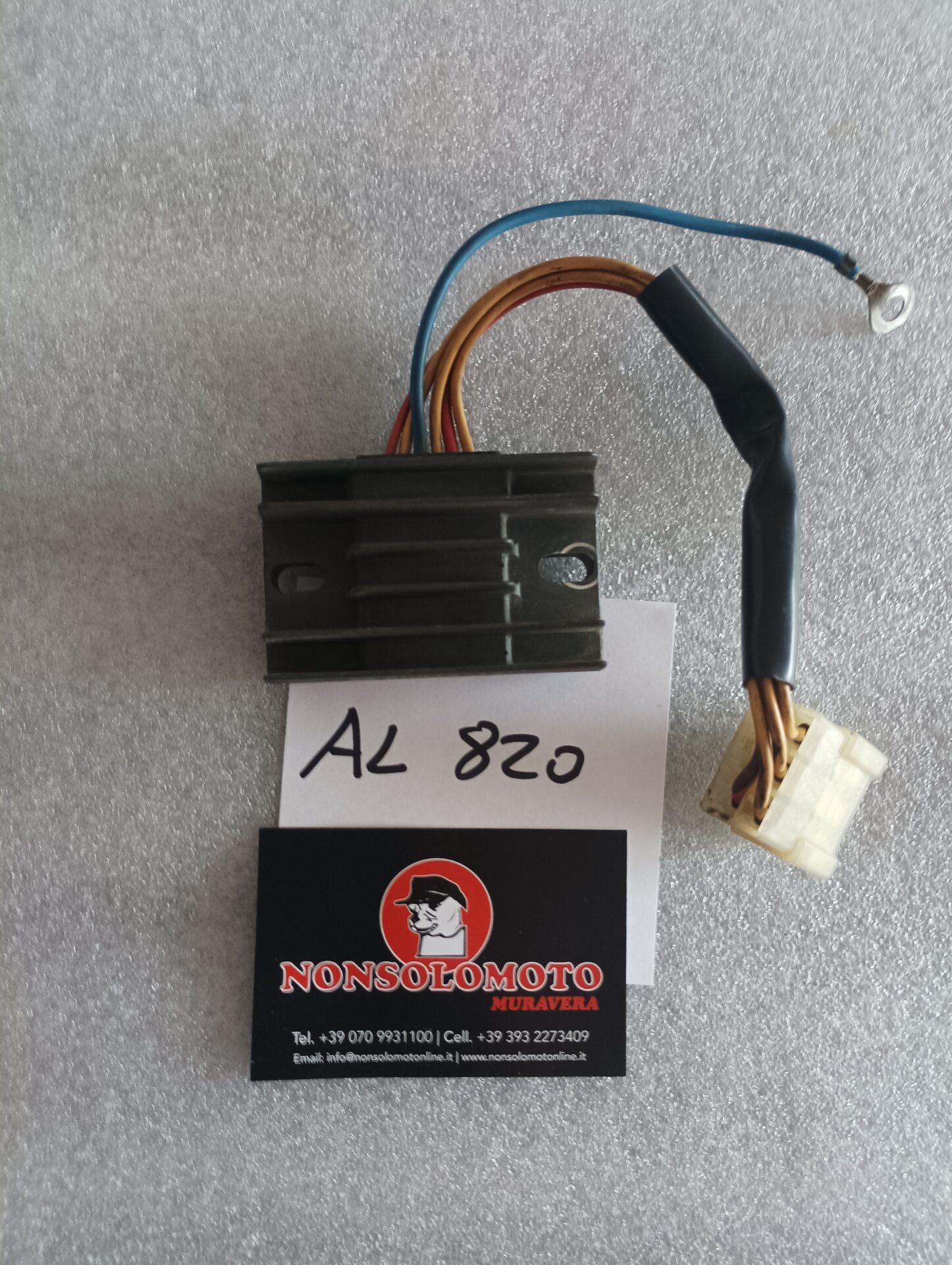 REGOLATORE TENSIONE APRILIA LEONARDO SCARABEO 150 USATO !!