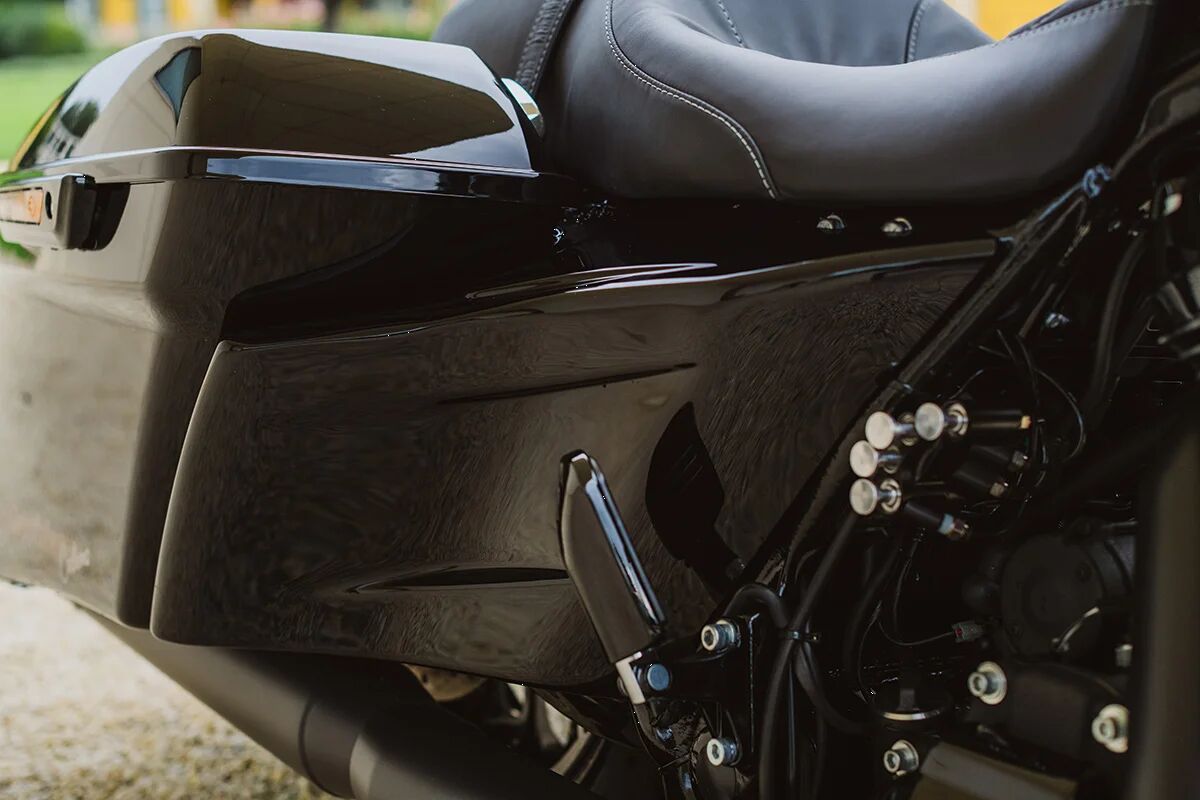 CULT WERK HD-TOU032 Fianchetti laterali custom Harley Davidson FLHRXS 1868 ABS Road King Special 114 09>25