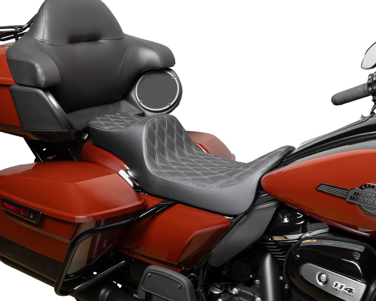 DRAG SPECIALTIES 4687C Sella PILOTA Predator III a distanza maggiorata Harley Davidson	FLTRK 1868 ABS Road Glide Limited 114 97>24