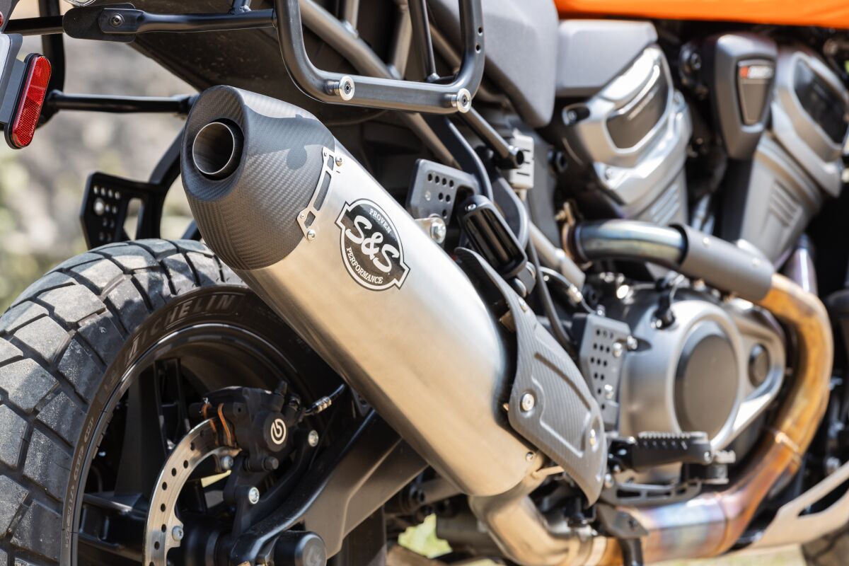 S&S CYCLE 550-1080 SILENZIATORE SLIP-ON OMOLOGATO  Harley Davidson RA 1250 S ABS Pan America Special 21>23