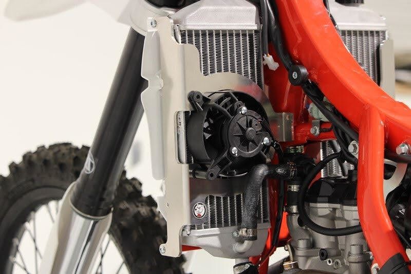 AXP RACING AX1556 Rinforzi Radiatore BETA RR 390 EFI Racing 20>23