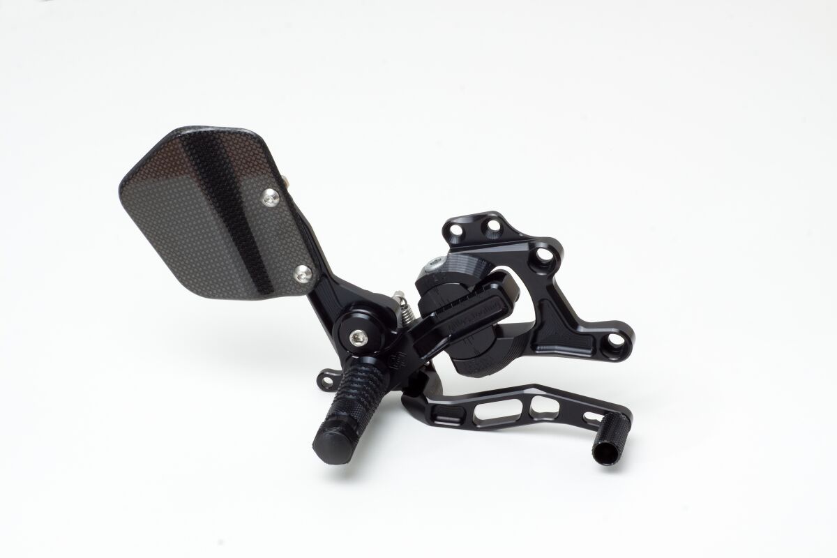 GILLES TOOLING VCR-D01 KIT PEDANE ARRETRATE REGOLABILI VCR38GT DUCATI 848 EVO SE 07>13