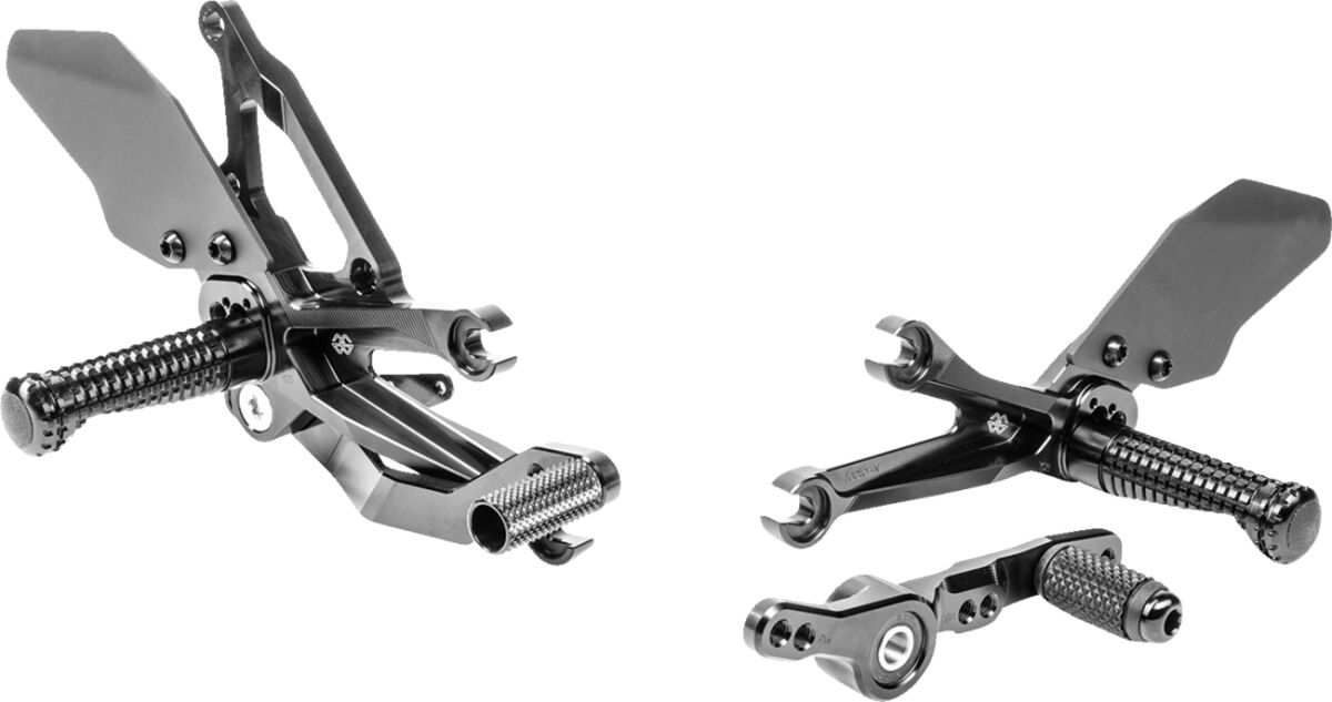 GILLES TOOLING FXR-Y08-B KIT PEDANE ARRETRATE REGOLABILI FXR YAMAHA YZF-R7 ABS 22>25