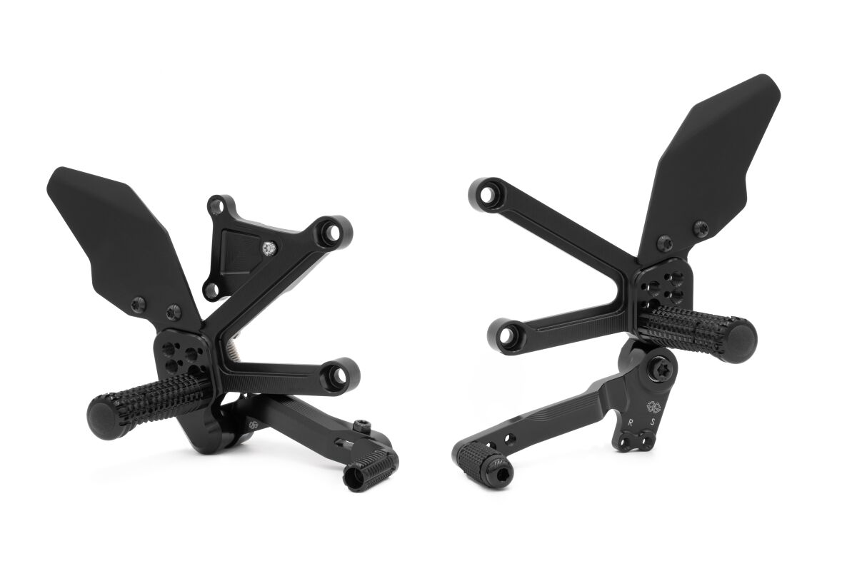 GILLES TOOLING FXR-K08-B KIT PEDANE ARRETRATE REGOLABILI Factor-X KAWASAKI ZX-4 R 400 ABS	Ninja 23>26