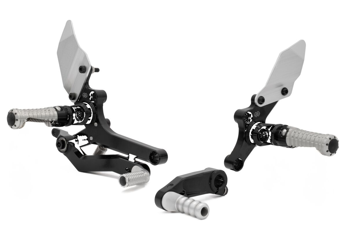 GILLES TOOLING RCT10GT-BM10-BS KIT PEDANE ARRETRATE REGOLABILI RCT10GT BMW R 12 NINE T ABS 24>26