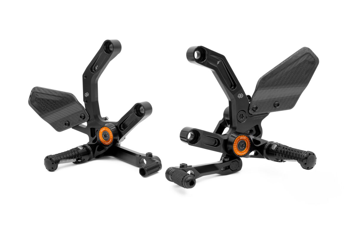 GILLES TOOLING MUE2-KT02-B KIT PEDANE ARRETRATE REGOLABILI MUE2 KTM DUKE 990 ABS 2024