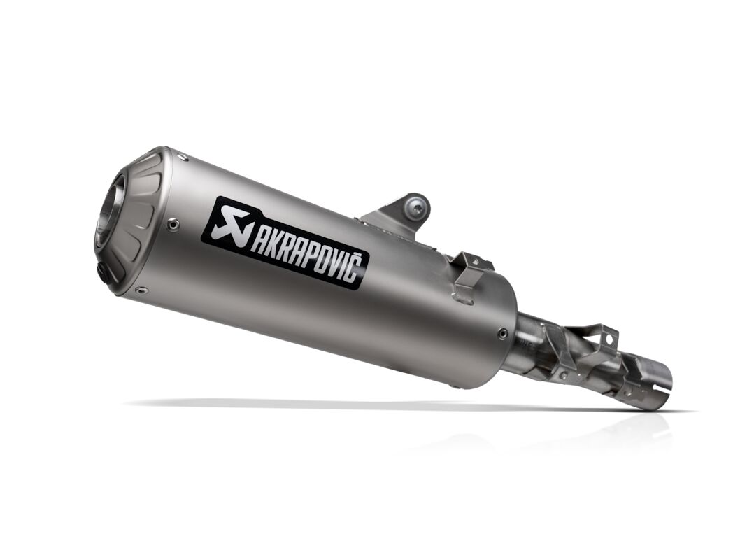 AKRAPOVIC Terminale Slip-On Line STREET