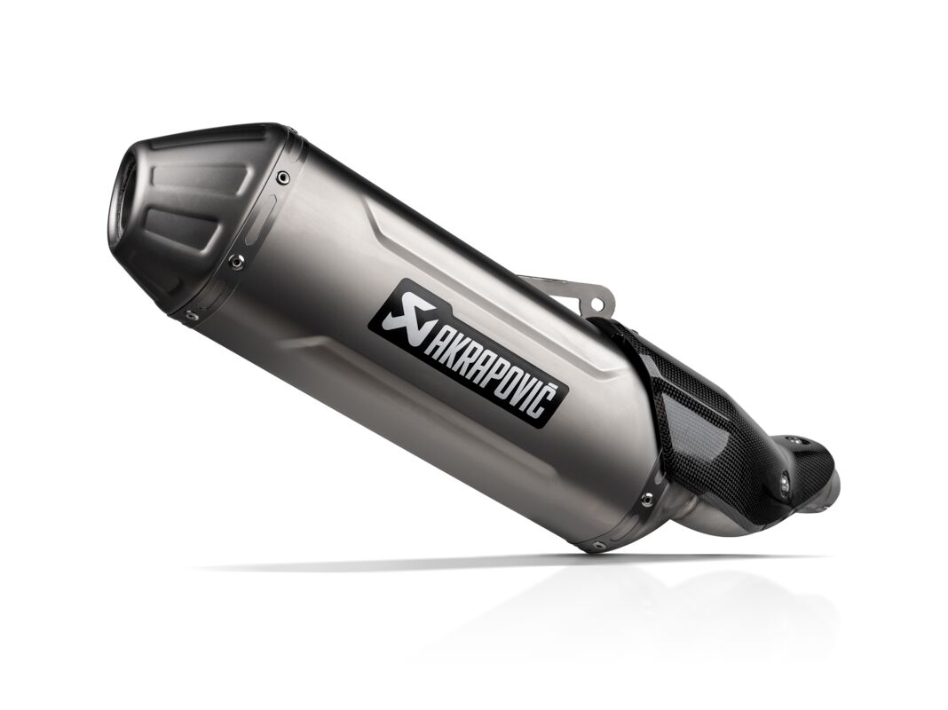 AKRAPOVIC Terminale Slip-On Line STREET