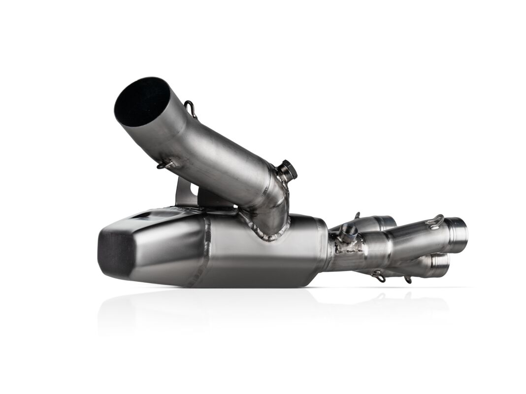 AKRAPOVIC  L-B10SO2 Tubo centrale di collegamento Y BMW M 1000 RR ABS	19>26