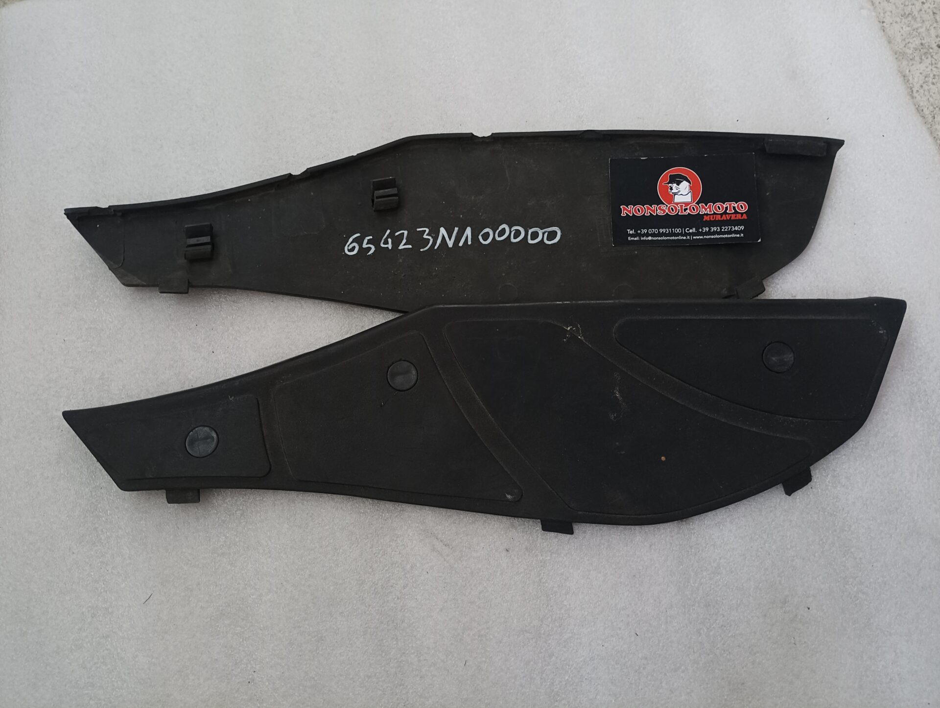 COPPIA TAPPETINI BENELLI CAFFè NERO 250 65423N100000 USATO !!