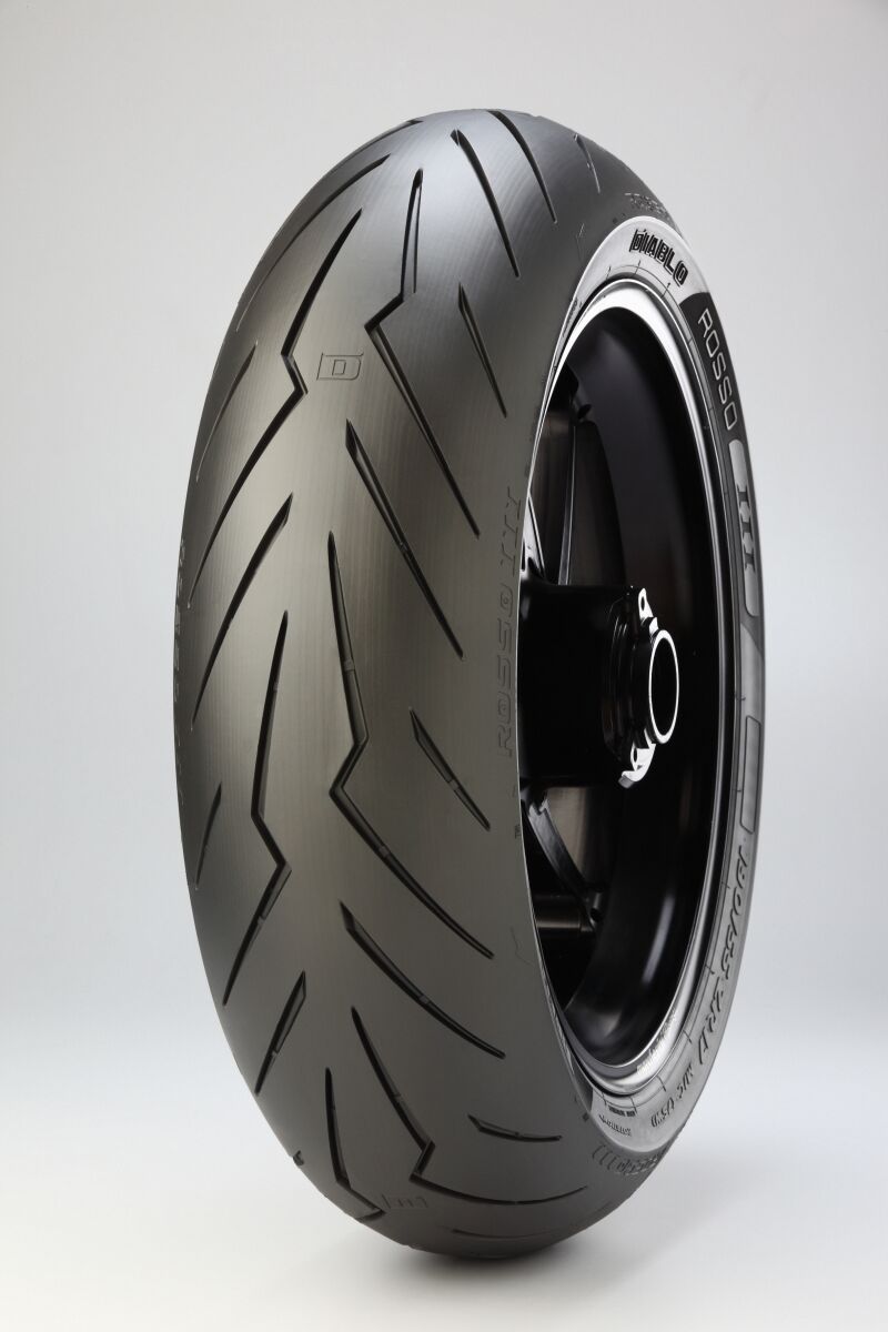 PIRELLI Pneumatico Diablo Rosso III 140/70 R 17 M/C 66H