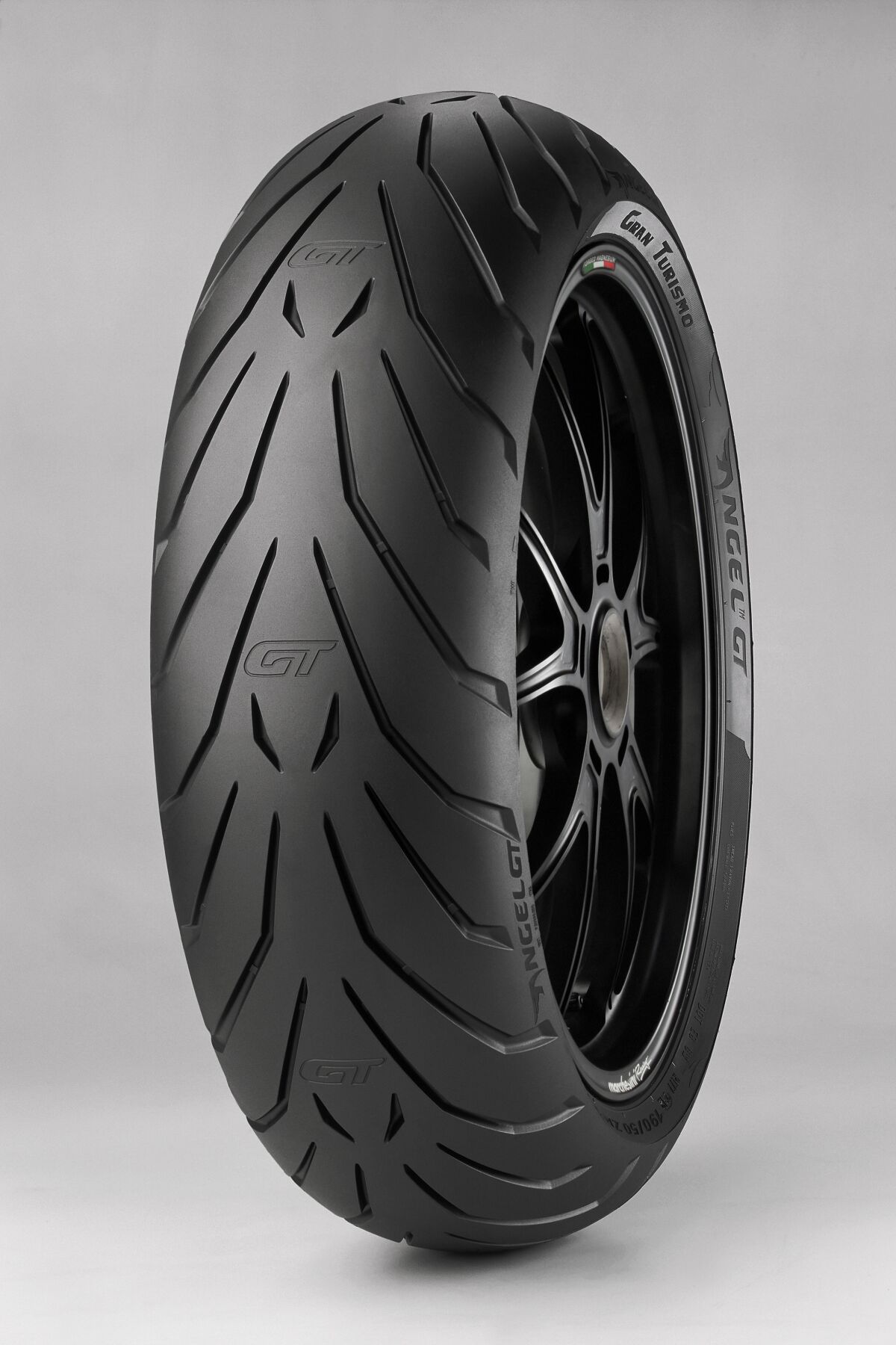 PIRELLI Pneumatico Angel GT A 180/55 ZR 17 M/C (73W) TL R