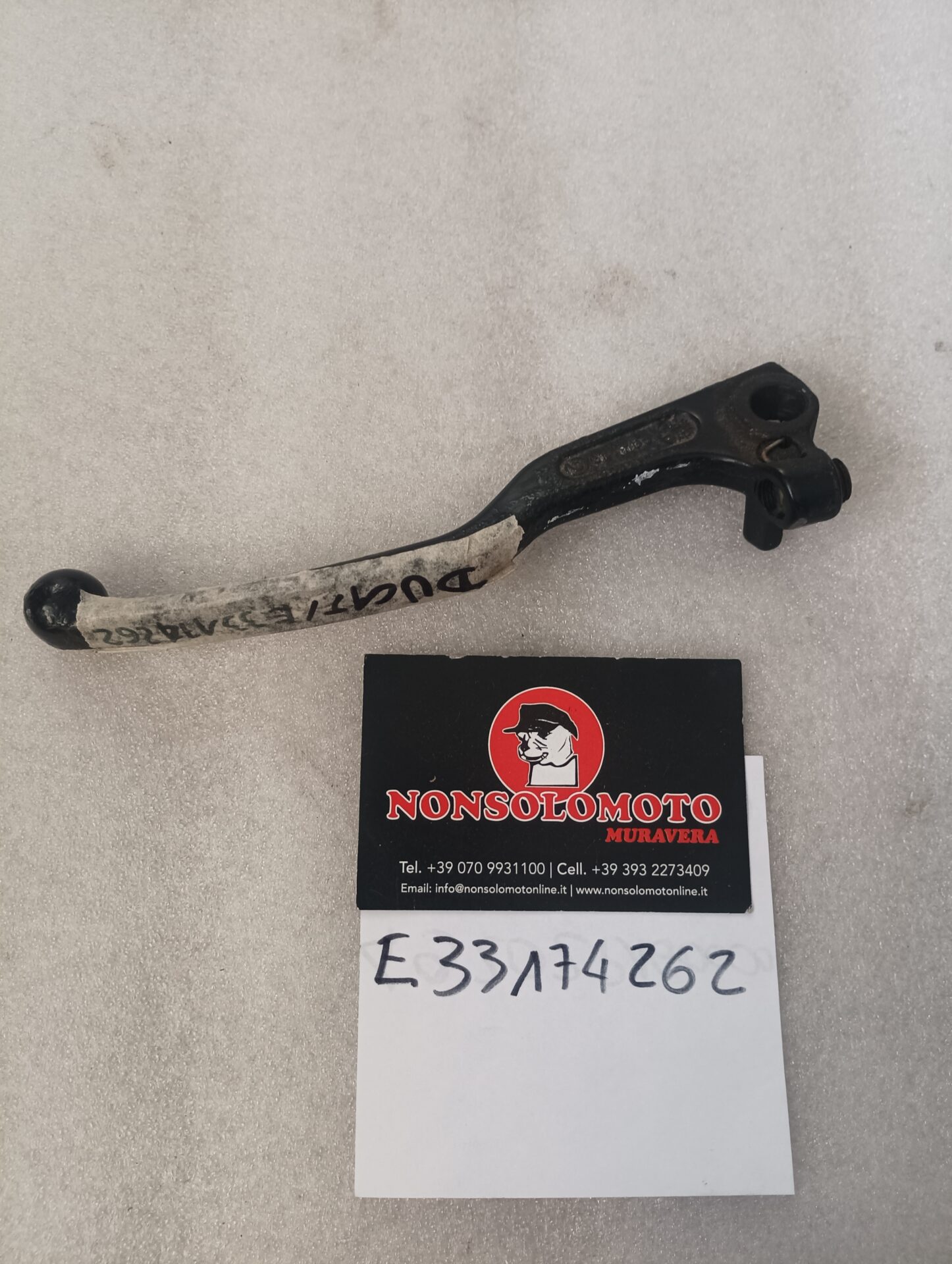 LEVA FRIZIONE DUCATI MONSTER 400 600 620 750 900 E33174262 USATO!!